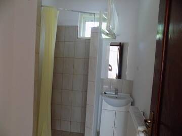 Фото номера Трехместный номер с собственной ванной комнатой Гостевой дом Casa de vacanta Zsenik Vendeghaz г. Совата 12