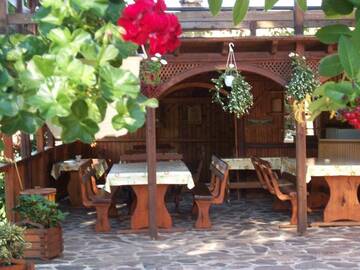 Фото номера Дом с 4 спальнями Дома для отпуска Cabana Bavaria г. Совата 46