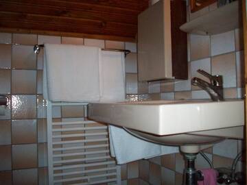 Фото номера Дом с 4 спальнями Дома для отпуска Cabana Bavaria г. Совата 27