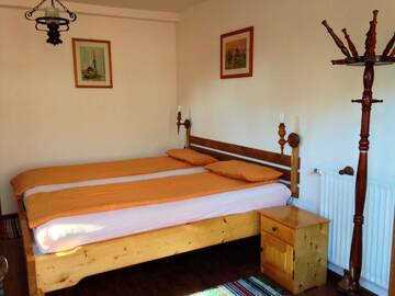 Фото номера Дом с 4 спальнями Дома для отпуска Cabana Bavaria г. Совата 10