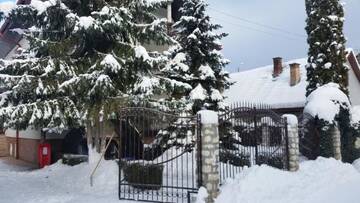 Фото Отели типа «постель и завтрак» Csaki Vendeghaz г. Совата 3