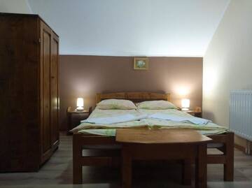 Фото номера Апартаменты с видом на бассейн Курортные отели Apartamente Pallós Vendégházak г. Совата 6