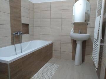 Фото номера Апартаменты с видом на бассейн Курортные отели Apartamente Pallós Vendégházak г. Совата 8