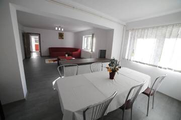 Фото номера Дом с 4 спальнями Дома для отпуска Casa Martha г. Совата 9
