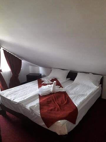 Фото номера Бюджетный двухместный номер с 1 кроватью Отель Hotel Relax Sovata г. Совата 3