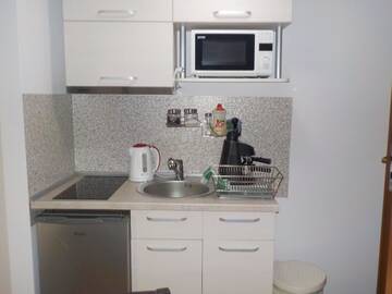 Фото номера Трехместный номер с балконом Гостевой дом Casa Dora г. Совата 4