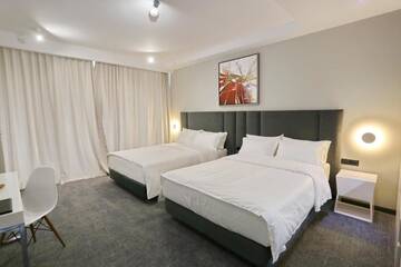 Фото номера Семейный номер Отель Fabesca Boutique Hotel &amp; SPA г. Совата 9