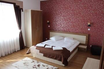 Фото номера Двухместный номер с 1 кроватью Гостевой дом Villa Prestige г. Совата 3