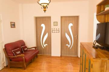 Фото номера Люкс с 2 спальнями Проживание в семье Casa Kelemen г. Совата 9