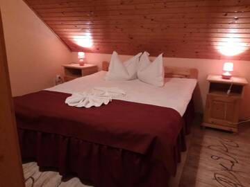 Фото номера Дом с 5 спальнями Дома для отпуска Pension Casa Maria г. Совата 11