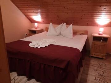 Фото номера Дом с 5 спальнями Дома для отпуска Pension Casa Maria г. Совата 6